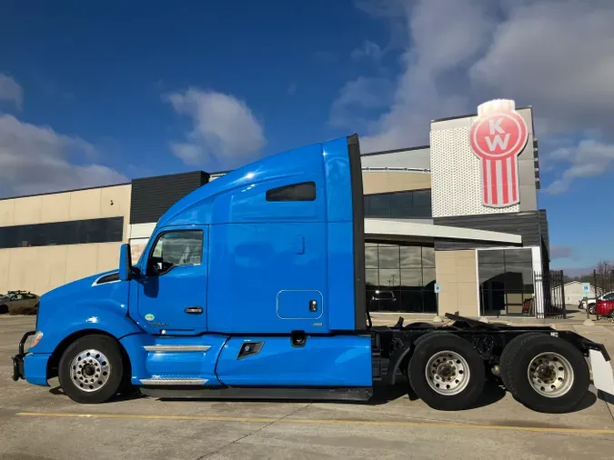 2021 Kenworth T680