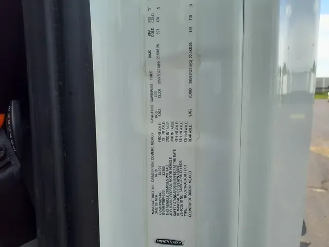 2020 FREIGHTLINER/MERCEDES CASCADIA 125