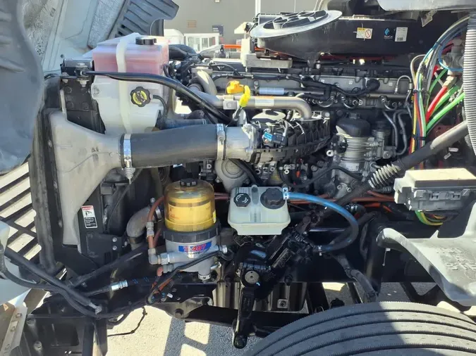 2019 FREIGHTLINER/MERCEDES CASCADIA 125