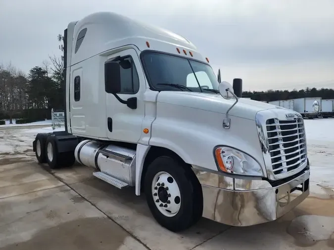 2020 FREIGHTLINER/MERCEDES CASCADIA 125