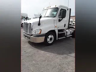 2018 FREIGHTLINER/MERCEDES CASCADIA 125