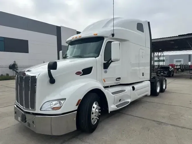 2022 Peterbilt 579