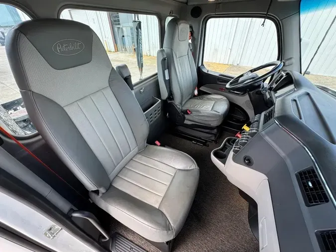 2022 Peterbilt 5795f96f6be7ef5ca0fb43ed265ca8b5f2a