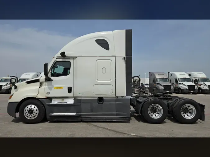 2022 Freightliner Cascadia