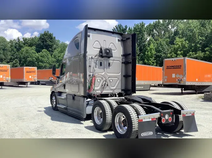 2023 Freightliner Cascadia 1265f9a55b862daf4b691f0303ff5f47fbf