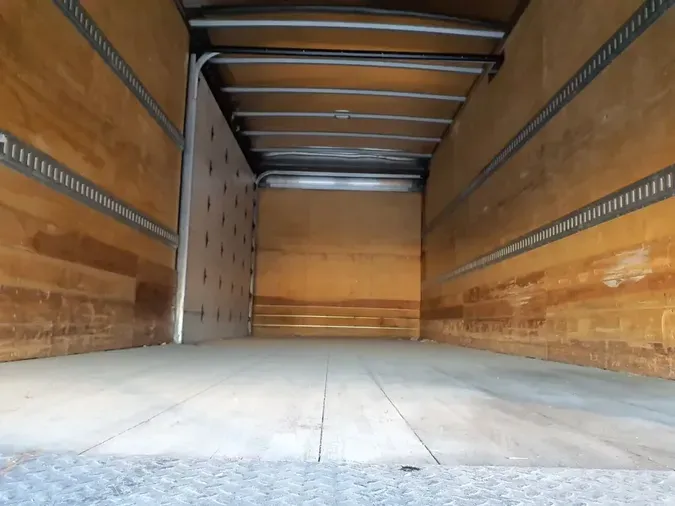 2020 FREIGHTLINER/MERCEDES M2 106