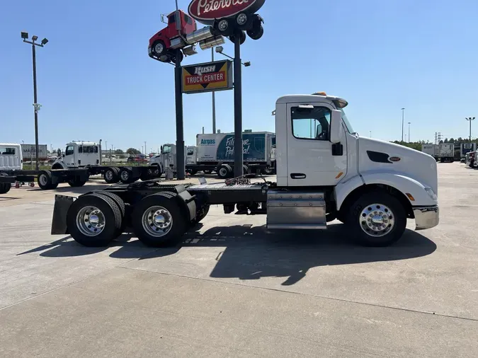 2017 Peterbilt 579