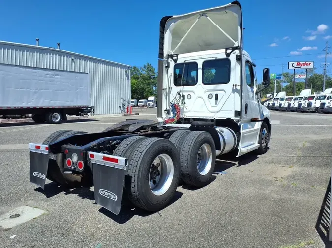 2023 FREIGHTLINER/MERCEDES NEW CASCADIA PX126645f9e0d6b9b54ed43750af0d0ccc1165e
