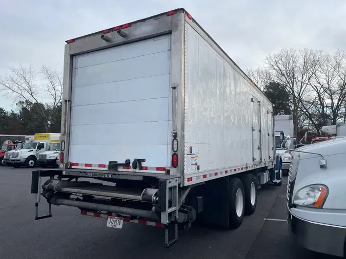 2017 FREIGHTLINER/MERCEDES M2 106