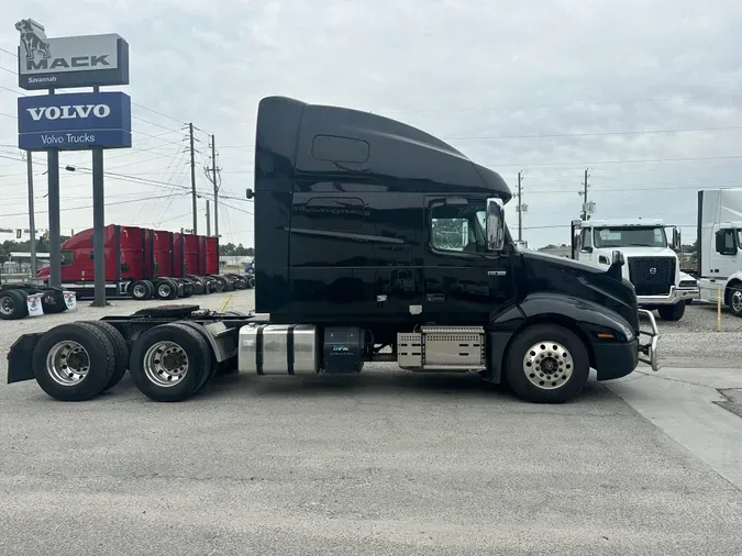 2019 Volvo VNL64T760