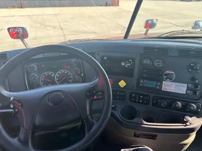 2018 Freightliner Cascadia