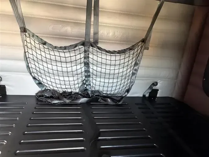 2022 FREIGHTLINER CA126