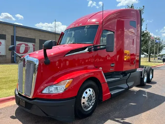 2023 KENWORTH T680