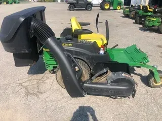 2015 John Deere Z445