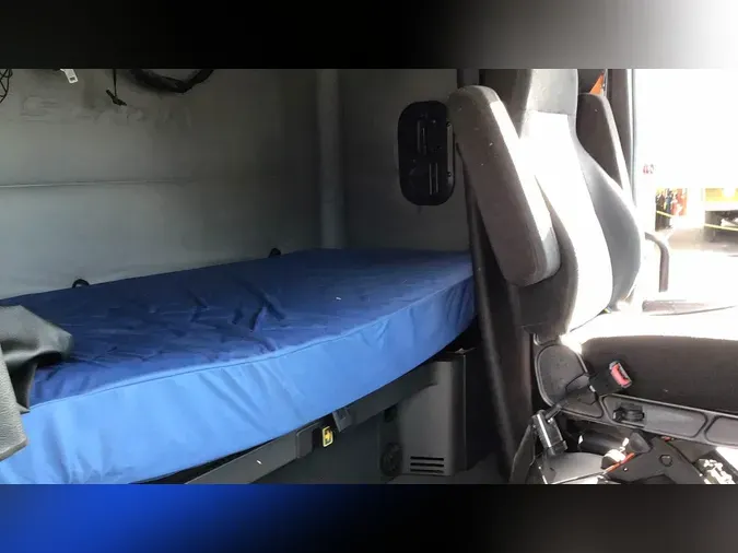2020 Freightliner Cascadia