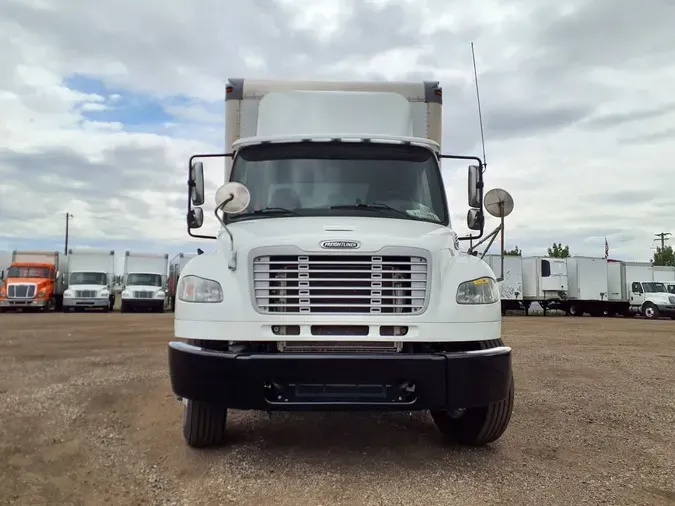 2017 FREIGHTLINER M2 106