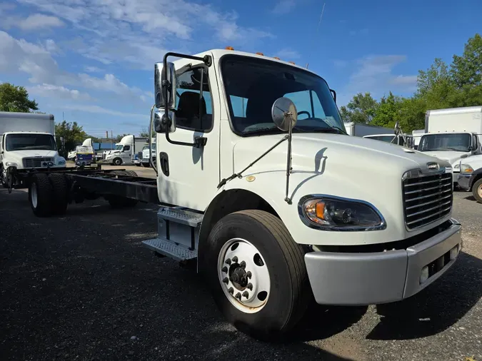 2019 FREIGHTLINER/MERCEDES M2 106