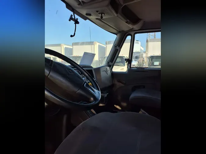 2019 NAVISTAR INTERNATIONAL 4300