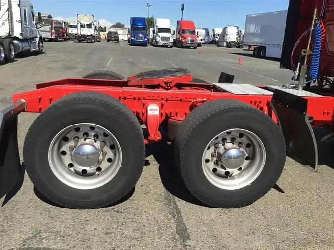 2020 FREIGHTLINER CA116