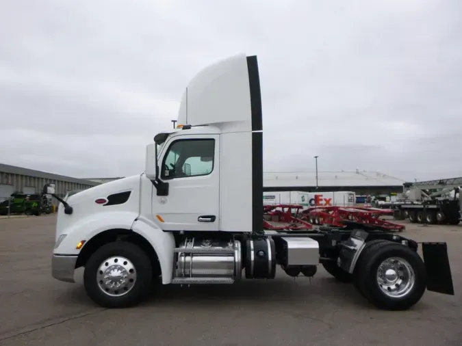 2020 Peterbilt 579