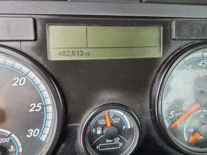 2018 FREIGHTLINER/MERCEDES CASCADIA 113