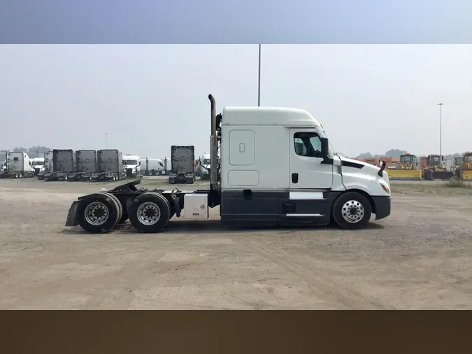 2022 Freightliner Cascadia 1265fc5f669cf842c322571b1c99639ac90