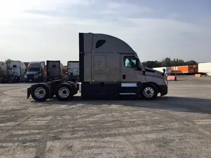 2023 Freightliner Cascadia