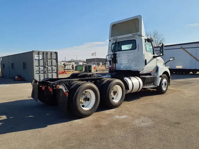 2019 NAVISTAR INTERNATIONAL LT625 DAYCAB T/A