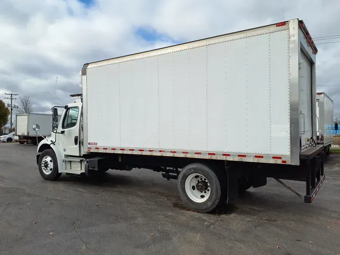 2018 FREIGHTLINER/MERCEDES M2 106