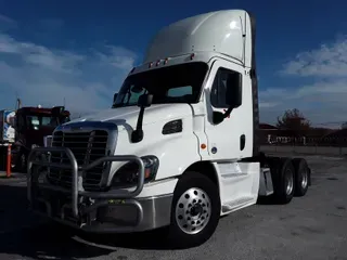 2018 Freightliner CASCADIA 113