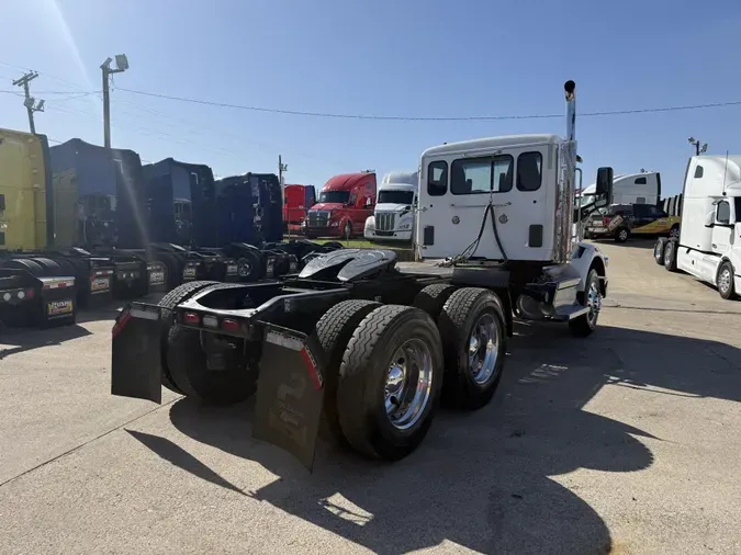 2020 Peterbilt 567