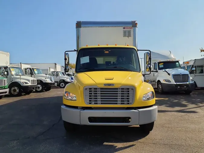 2016 FREIGHTLINER/MERCEDES M2 106