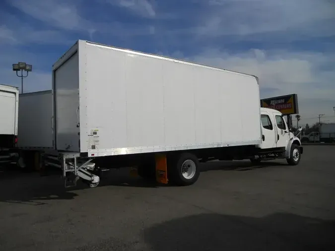 2019 Freightliner Business Class M2 106