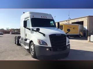 2020 Freightliner Cascadia