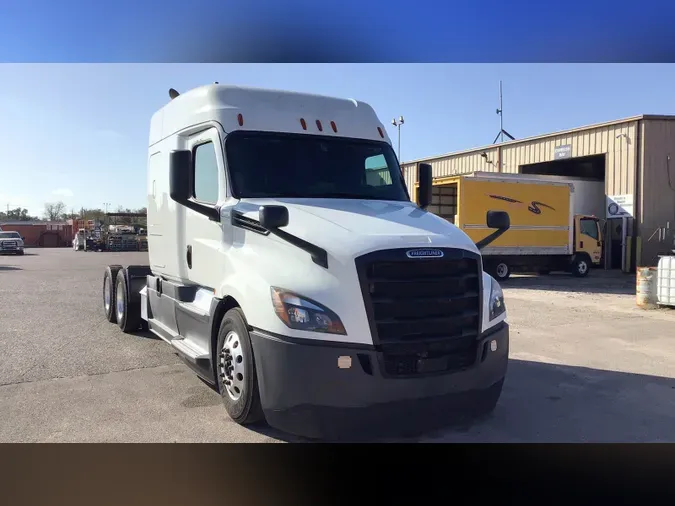 2020 Freightliner Cascadia5fdcbb25abfc253ebb830e6254c0bee0