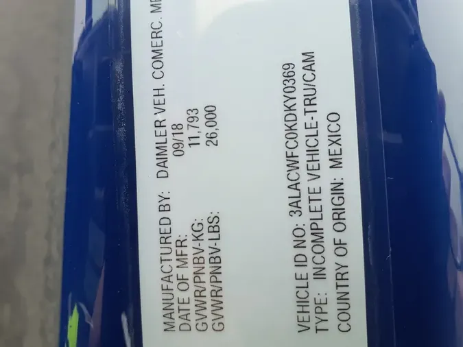 2019 FREIGHTLINER/MERCEDES M2 106