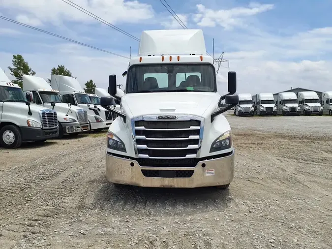 2019 FREIGHTLINER NEW CASCADIA PX12664