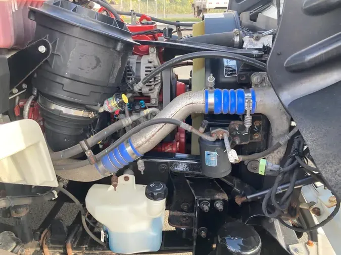 2019 FREIGHTLINER/MERCEDES M2 106