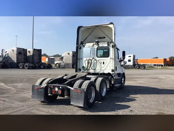 2020 Freightliner Cascadia 1265fe0afbb1f738e25d2729161f7155e26