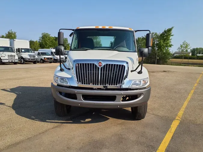 2019 NAVISTAR INTERNATIONAL 4300