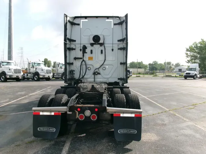 2022 Freightliner Cascadia5fe20d62531b024ba735a0de5e1db410