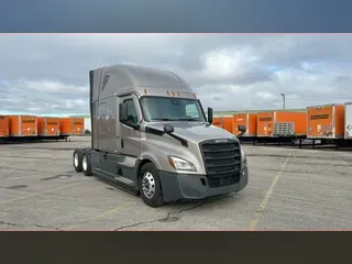 2023 Freightliner Cascadia 126