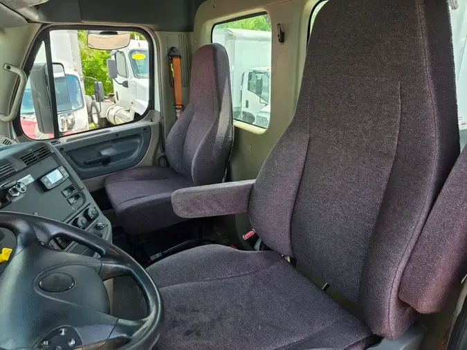 2019 FREIGHTLINER M2 112