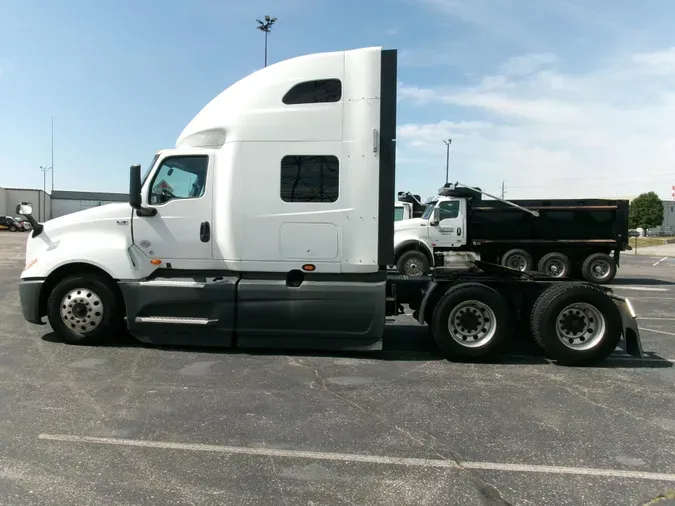 2022 International LT6255fe5f1fa199e75e800f2ba84931b4594