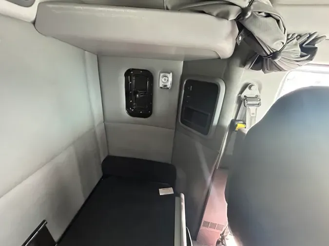 2020 Kenworth T880