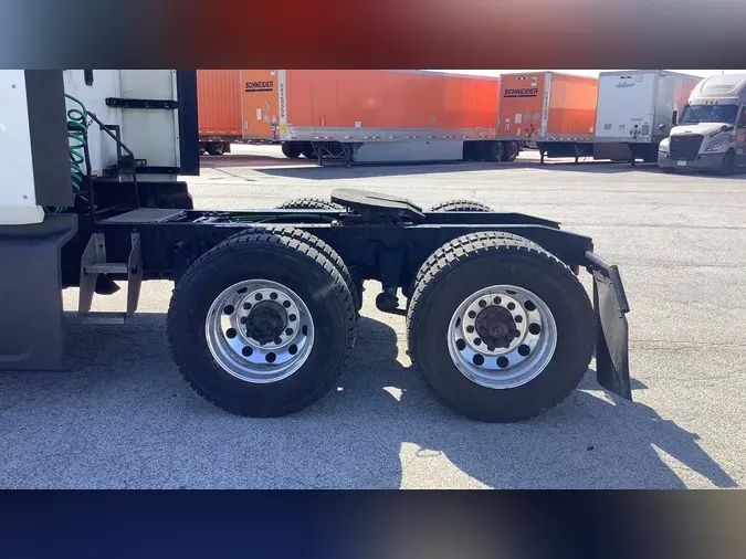 2022 International LT625