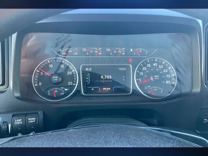 2023 INT LT625 6X4