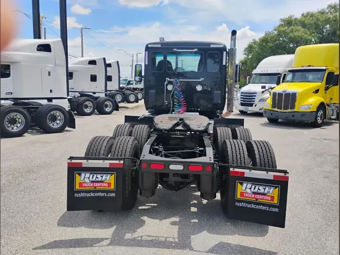 2023 Peterbilt 567