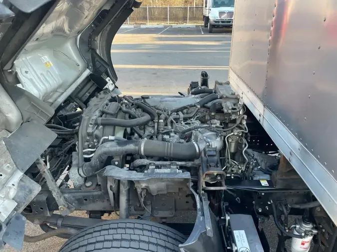 2018 ISUZU NPR