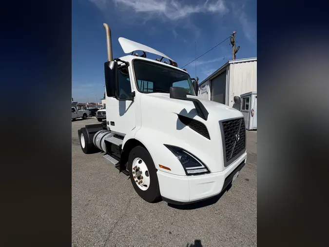 2020 VOLVO VNR42T 3005ff056ea526500e940c7649131a4af3b